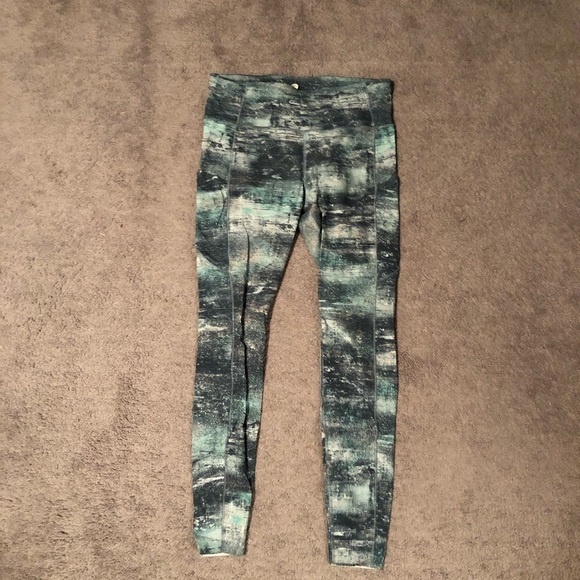 lululemon athletica Pants - Lululemon Fast and Free size 10!
